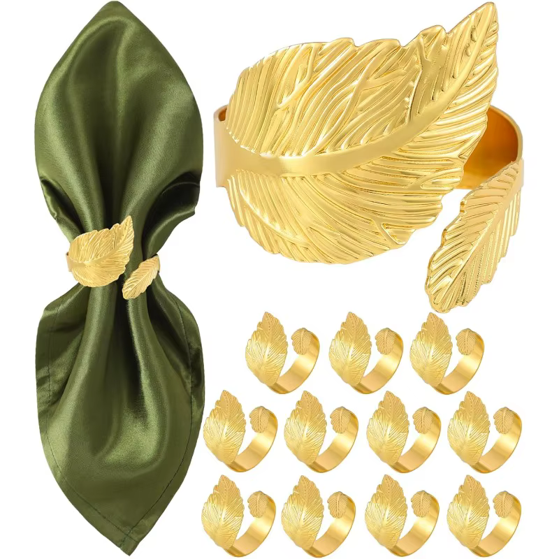 Anneaux de serviette dorés