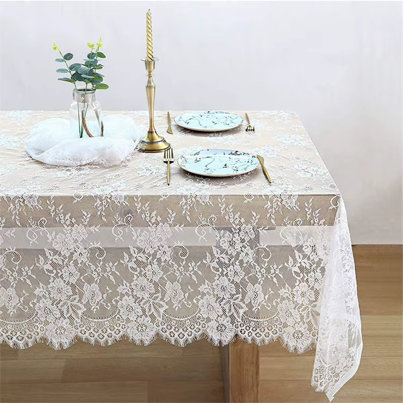 Nappe Rectangulaire en Dentelle Vintage