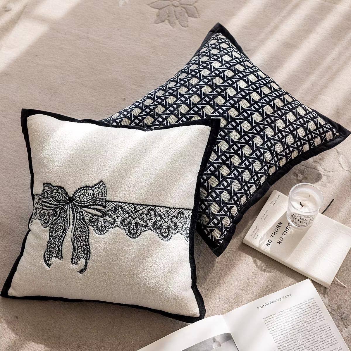 Housse de coussin nordique noir blanc 45x45cm
