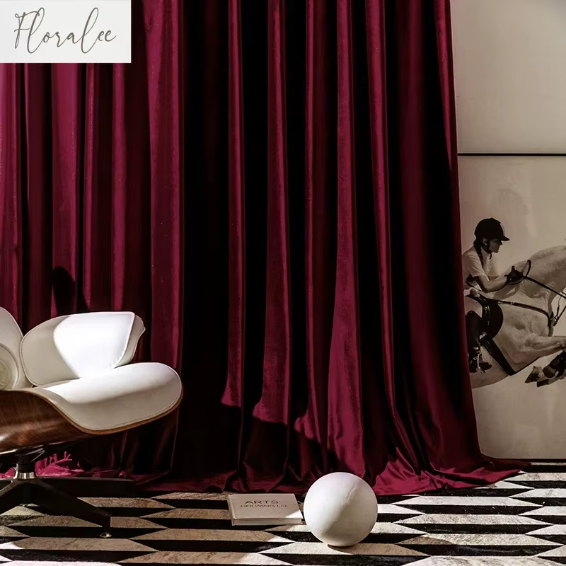 Rideaux en velours rouge bordeaux modernes sur mesure pour salon