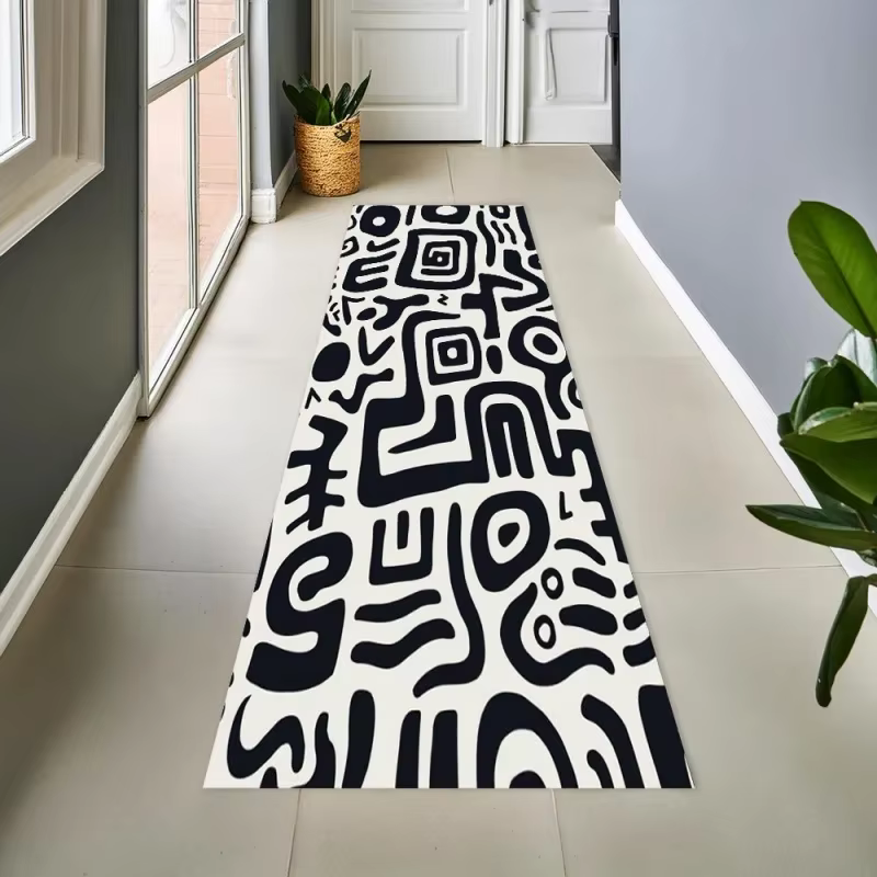 Tapis de couloir long noir et blanc