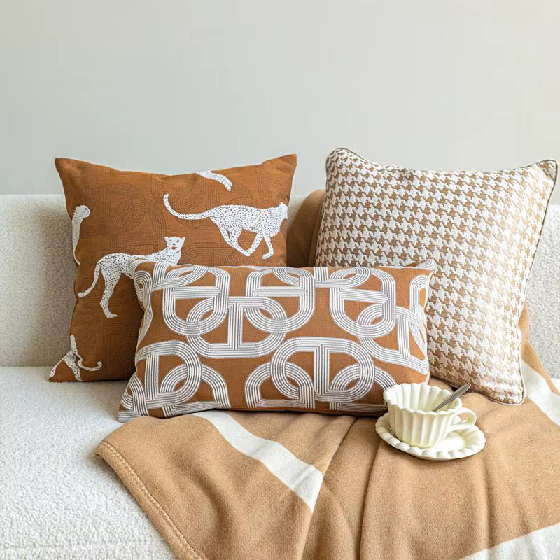 Juste de coussin brodée jacquard rétro