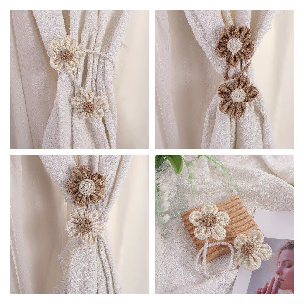 Attaches de rideau simples faites à la main en forme de fleur